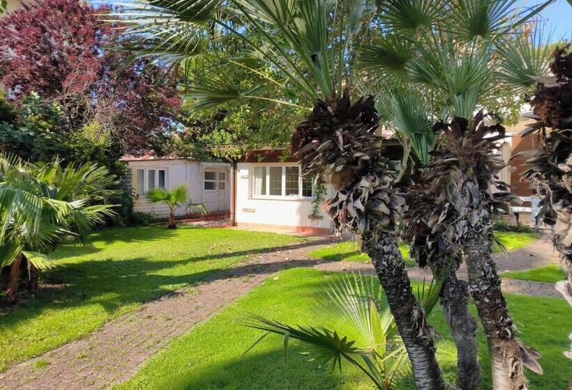 پانسیون Villa Alessandria