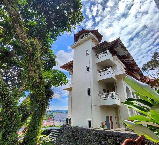 Tripletree Hotel And Resort Bukittinggi