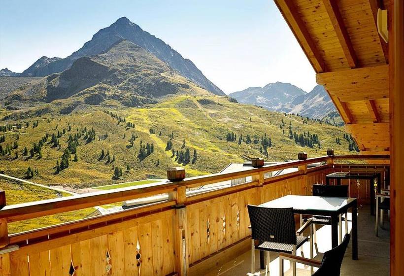 هتل Alpinlodges Kühtai