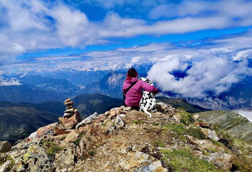 هتل Alpinlodges Kühtai