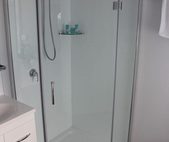 בית מלון כפרי Beach