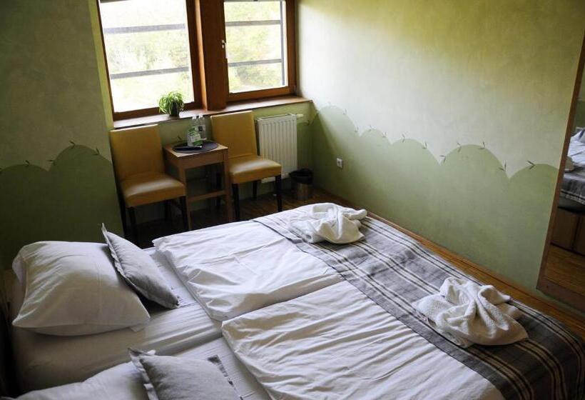 Hotelli Celjska Koca