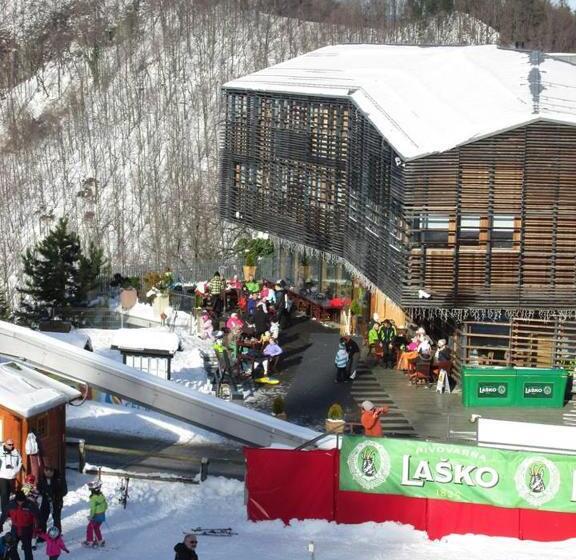 Hotelli Celjska Koca