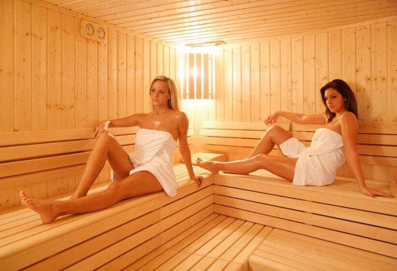 Hotelli Celjska Koca