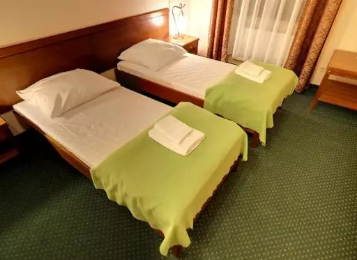 Hotelli Gambit I Restauracja Cieszyn