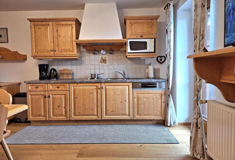 בית מלון כפרי Historischer Bauernhof Schabus