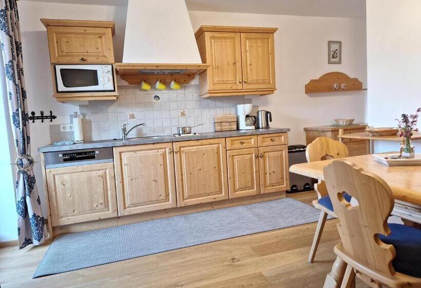 בית מלון כפרי Historischer Bauernhof Schabus