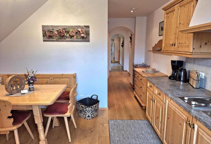 בית מלון כפרי Historischer Bauernhof Schabus