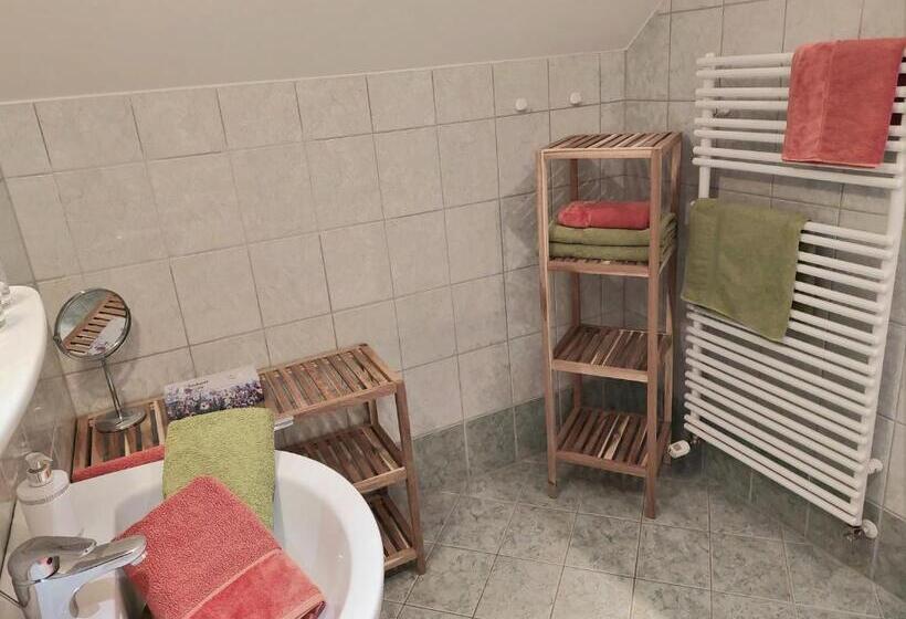 בית מלון כפרי Historischer Bauernhof Schabus