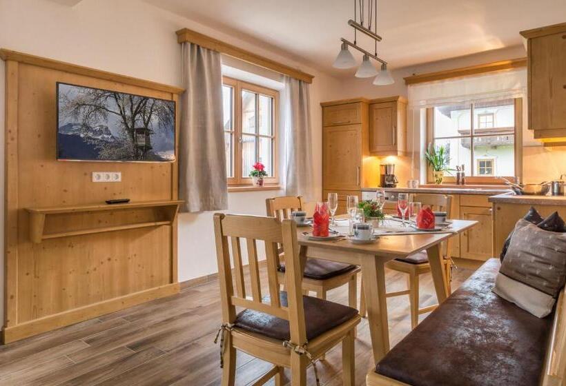 בית מלון כפרי Historischer Bauernhof Schabus