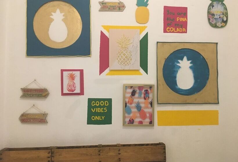 هتل Hostel H1 Miramar