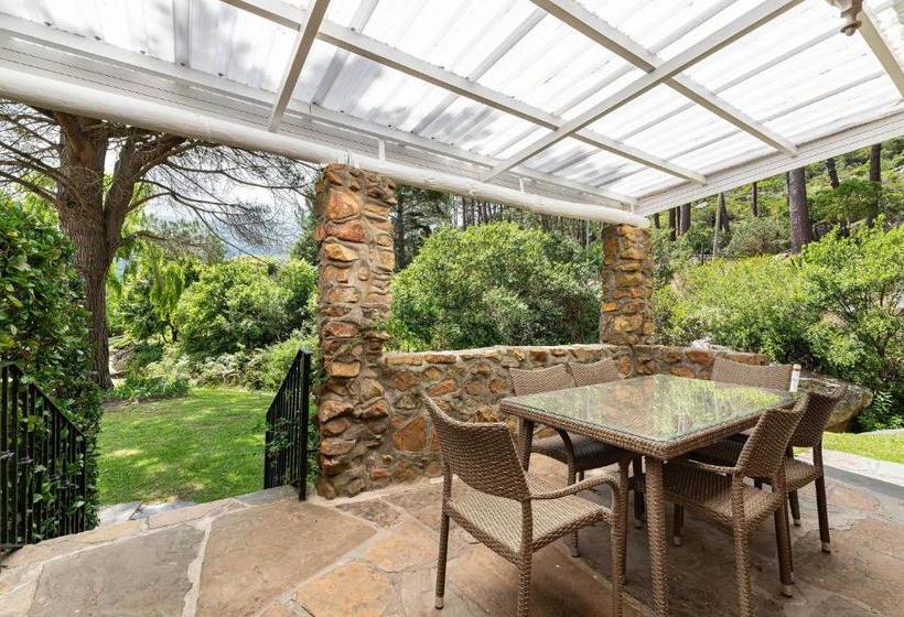 هتل Houtkapperspoort Country Cottages