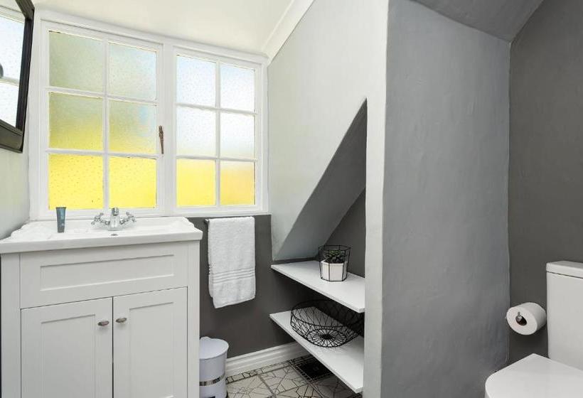 هتل Houtkapperspoort Country Cottages