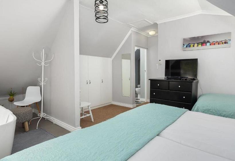 هتل Houtkapperspoort Country Cottages