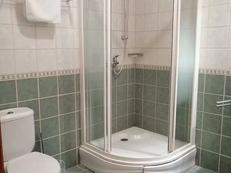 ホテル Józsi Bácsi Vendéglője és Szállodája