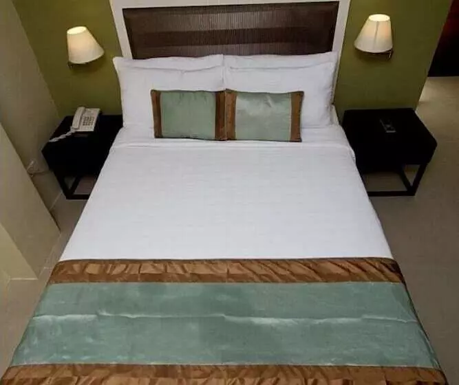 Hotel Mango Suites