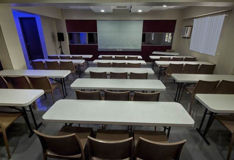 فندق Mango Suites