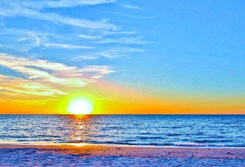 ホテル Mariner S Pointe 503