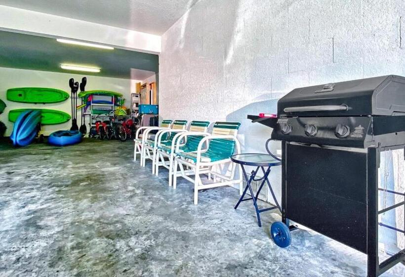 ホテル Mariner S Pointe 503