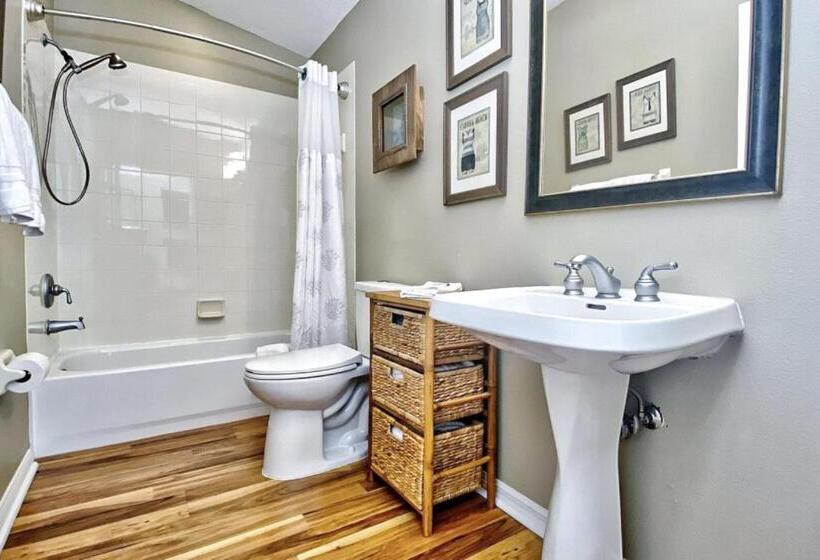 ホテル Mariner S Pointe 503