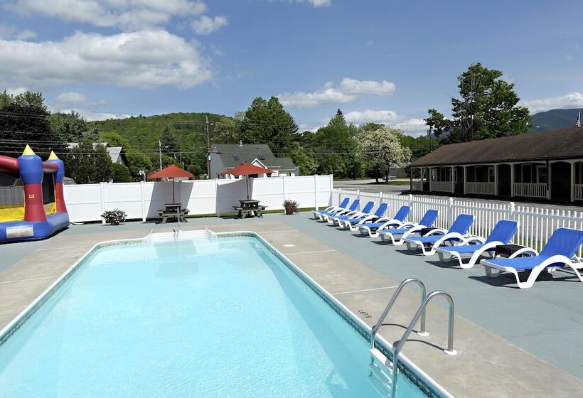 호텔 Mt Madison Inn & Suites