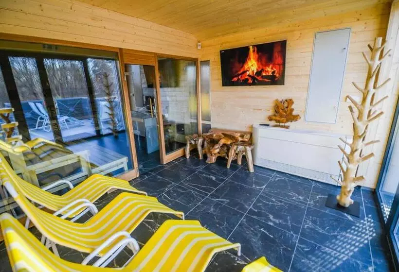 ホテル Pensjonat Fitness & Spa Gregor