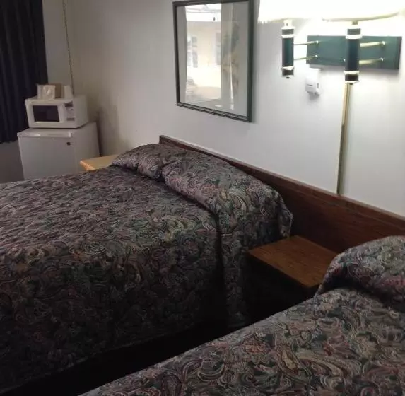 هتل Plaza Inn