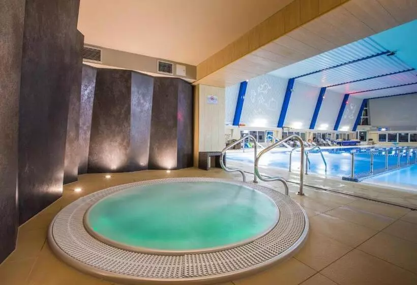 هتل Polanica Resort & Spa