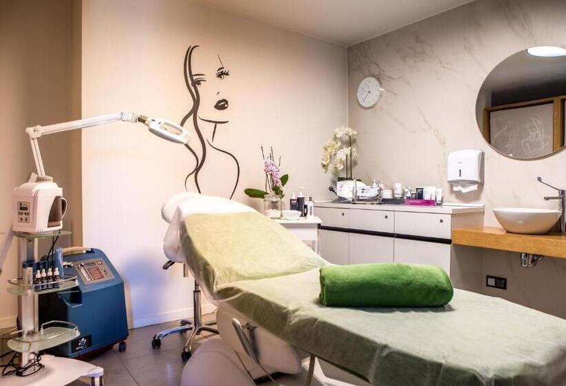 בית מלון כפרי Polanica Resort & Spa