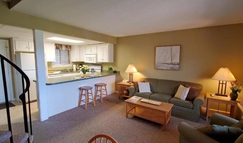 فندق Silver Birches Resort