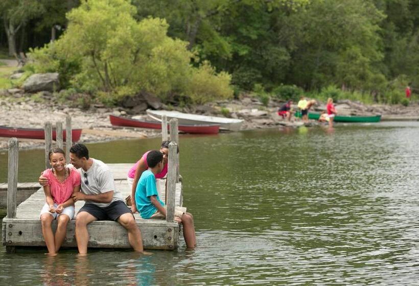 فندق Silver Birches Resort