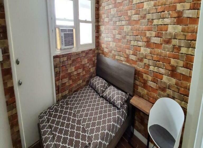 فندق The Beach Waikiki Boutique Hostel