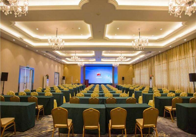 Vienna International Hotel Luogang Wanda Plaza