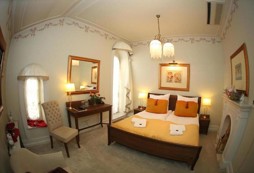 בית מלון כפרי Villa Secesja