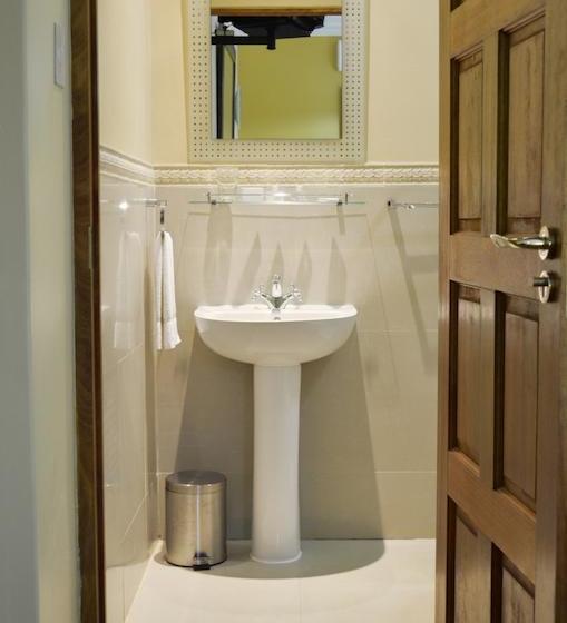 فندق Woodlands Guest House