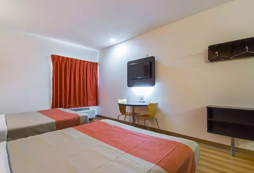 Motel 6 Dallas – Irving Dfw Airport South