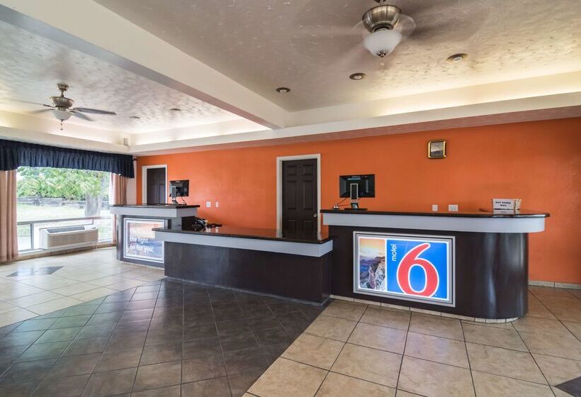 Motel 6 Globe, Az