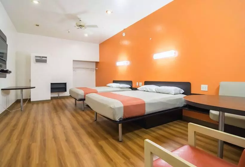Motel 6 Globe, Az