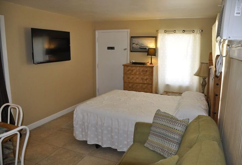 Oceanfront Sea Scape Motel