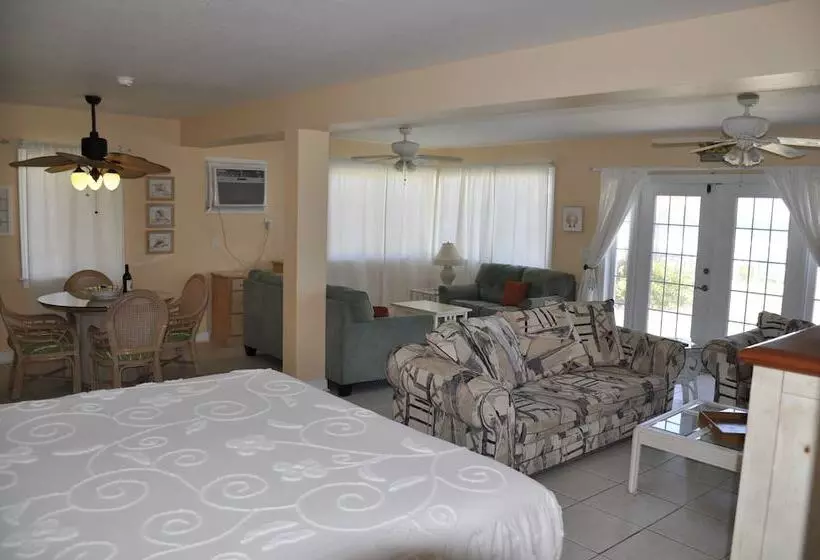 Oceanfront Sea Scape Motel