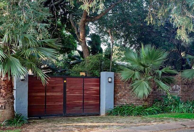 ペンション Waters On Willows