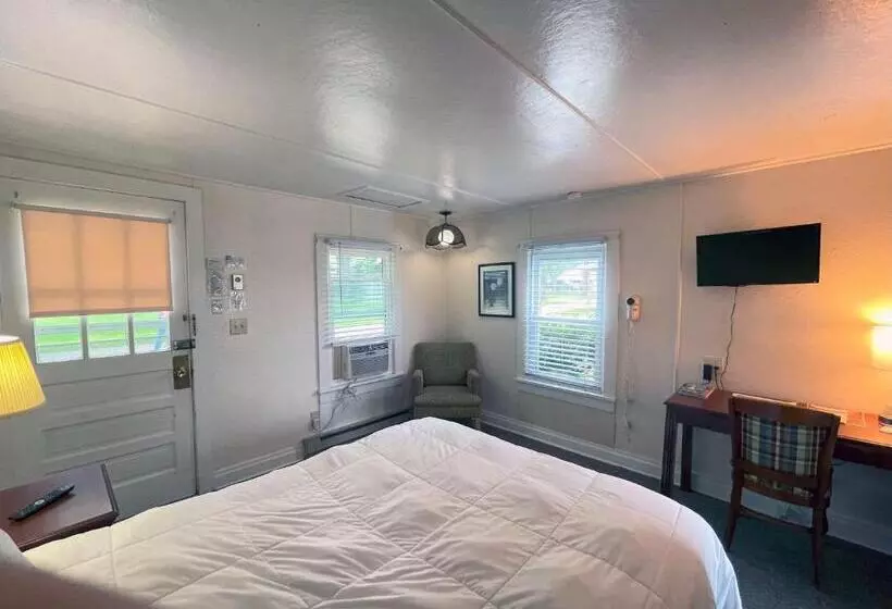 Plantation Motel