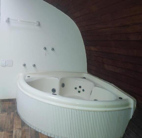 Hostel Pousada Vale Encantado Macaé