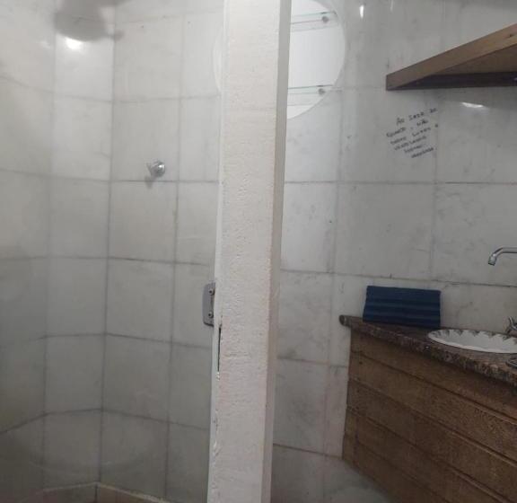 Hostel Pousada Vale Encantado Macaé