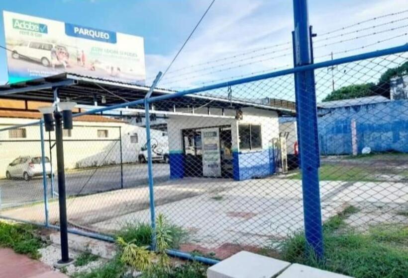 تختخواب و صبحانه Hospedaje Yunandre