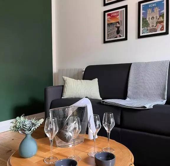 Aamiaismajoitus (B&B) Le Nid D’isa