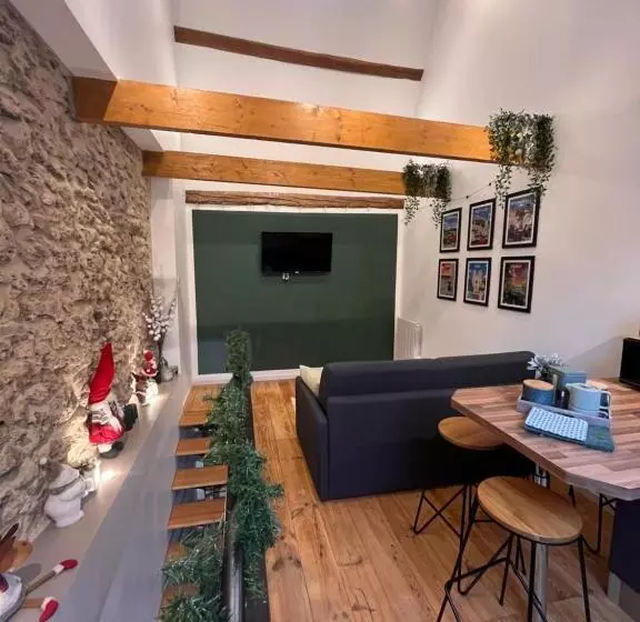 Aamiaismajoitus (B&B) Le Nid D’isa