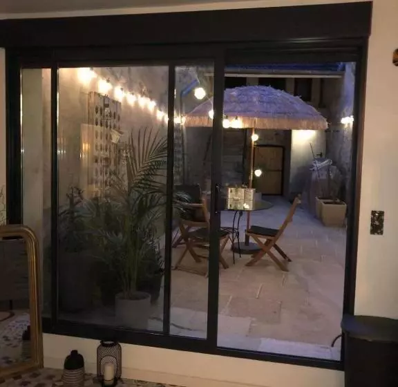 Aamiaismajoitus (B&B) Le Nid D’isa