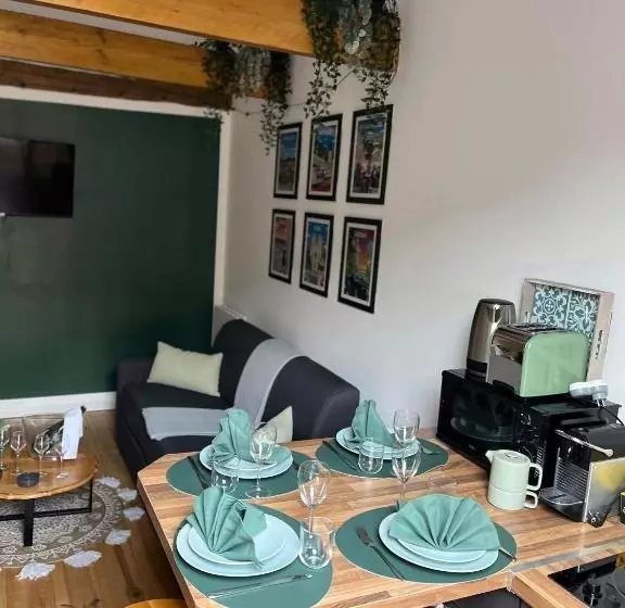 Aamiaismajoitus (B&B) Le Nid D’isa