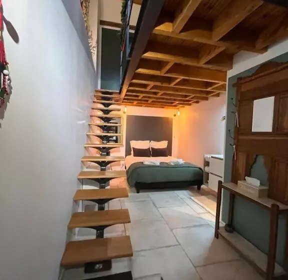 Aamiaismajoitus (B&B) Le Nid D’isa